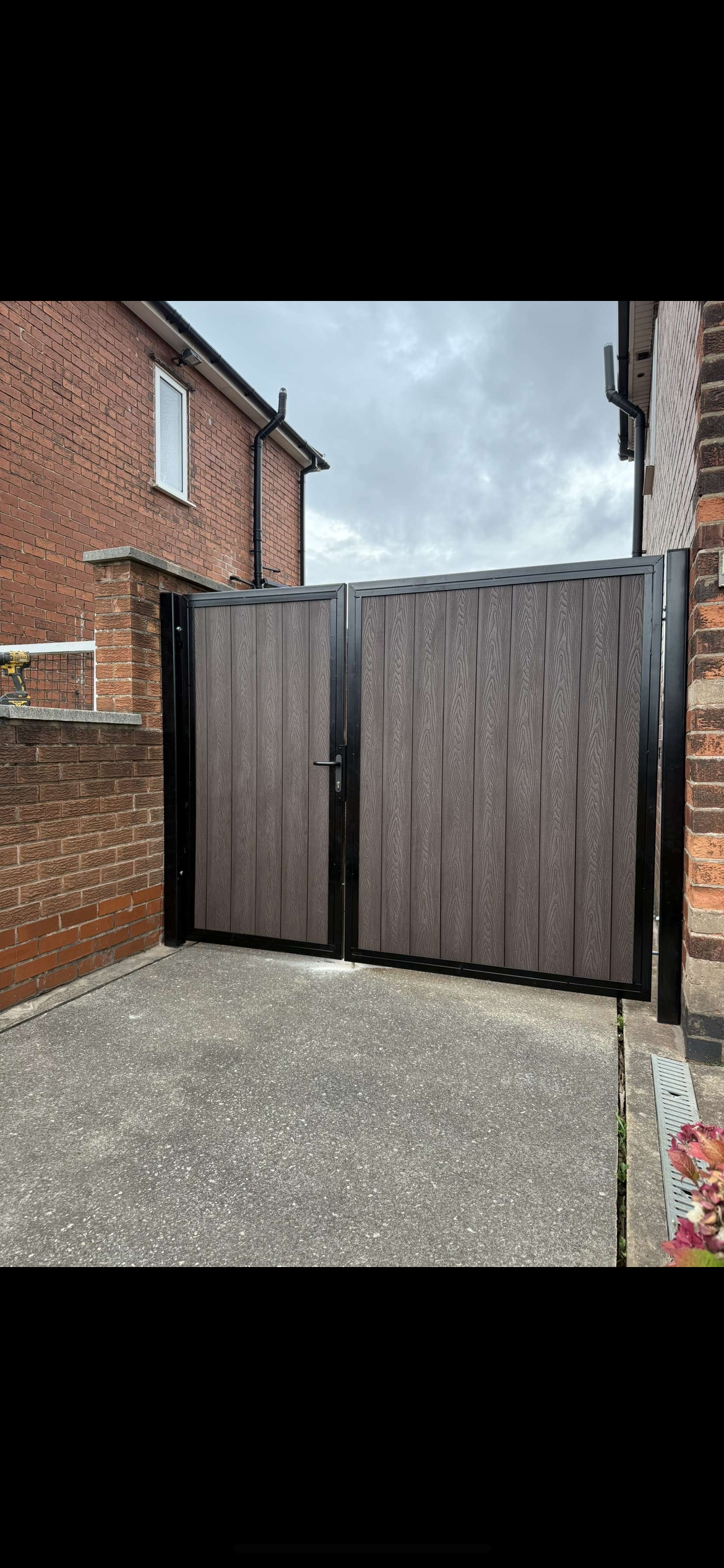 Composite Double Leaf Gates